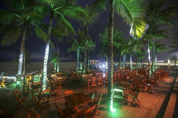 Na Praia Grande (Santos)